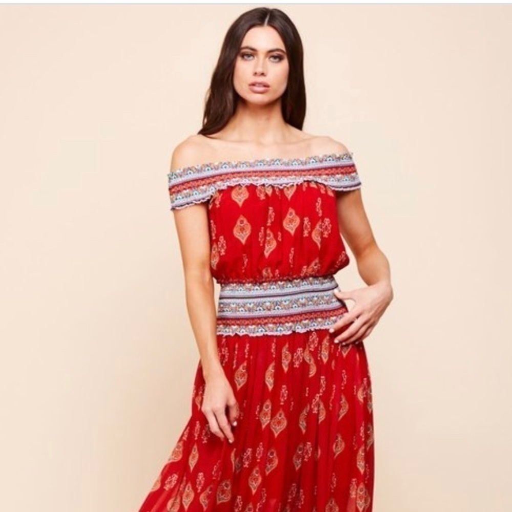 Off the-shoulder maxi dress - Picture 5 of 8